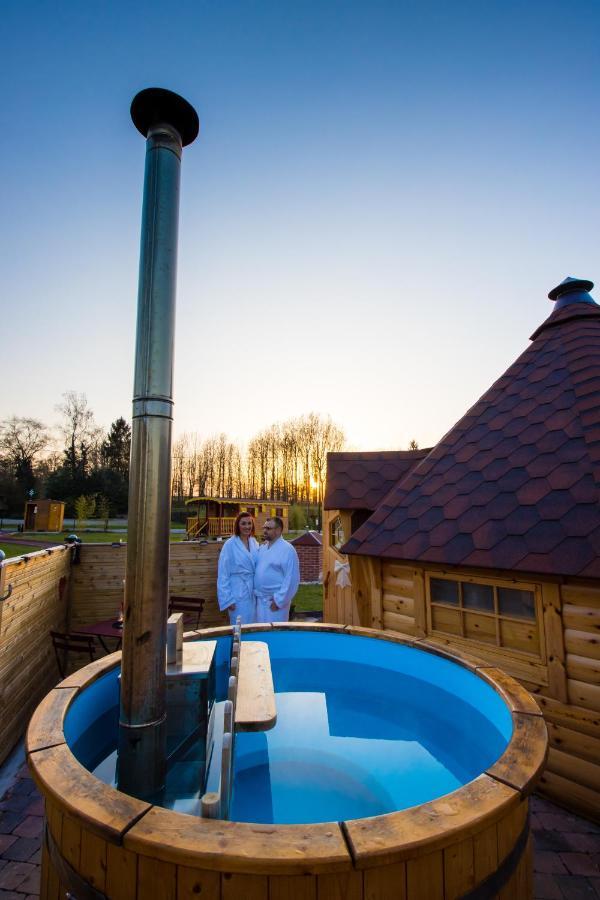 Kota Scandinave Avec Son Bain Nordique Privatif - Gite Du Moulin 62130 Pierremont Eksteriør bilde